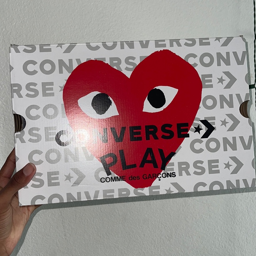 Converse X Comme des Garçons shoe box